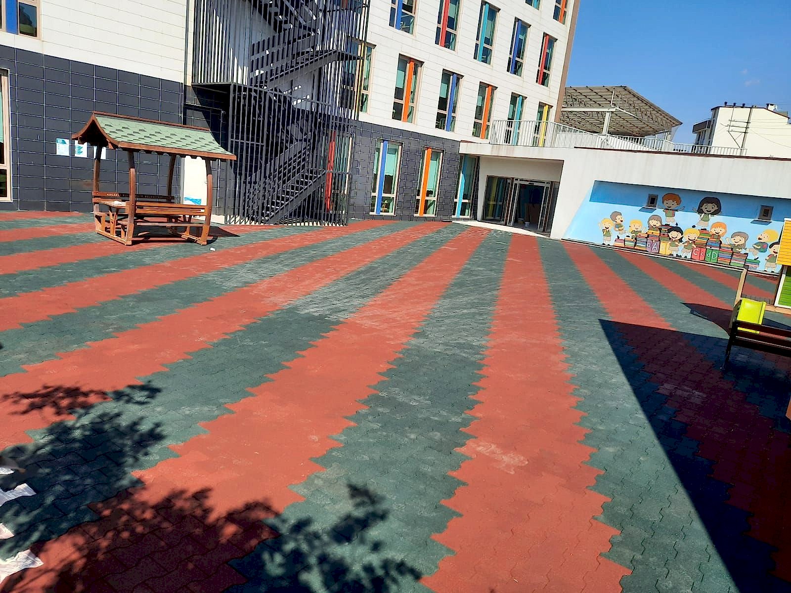 Kauçuk Zemin Kaplama